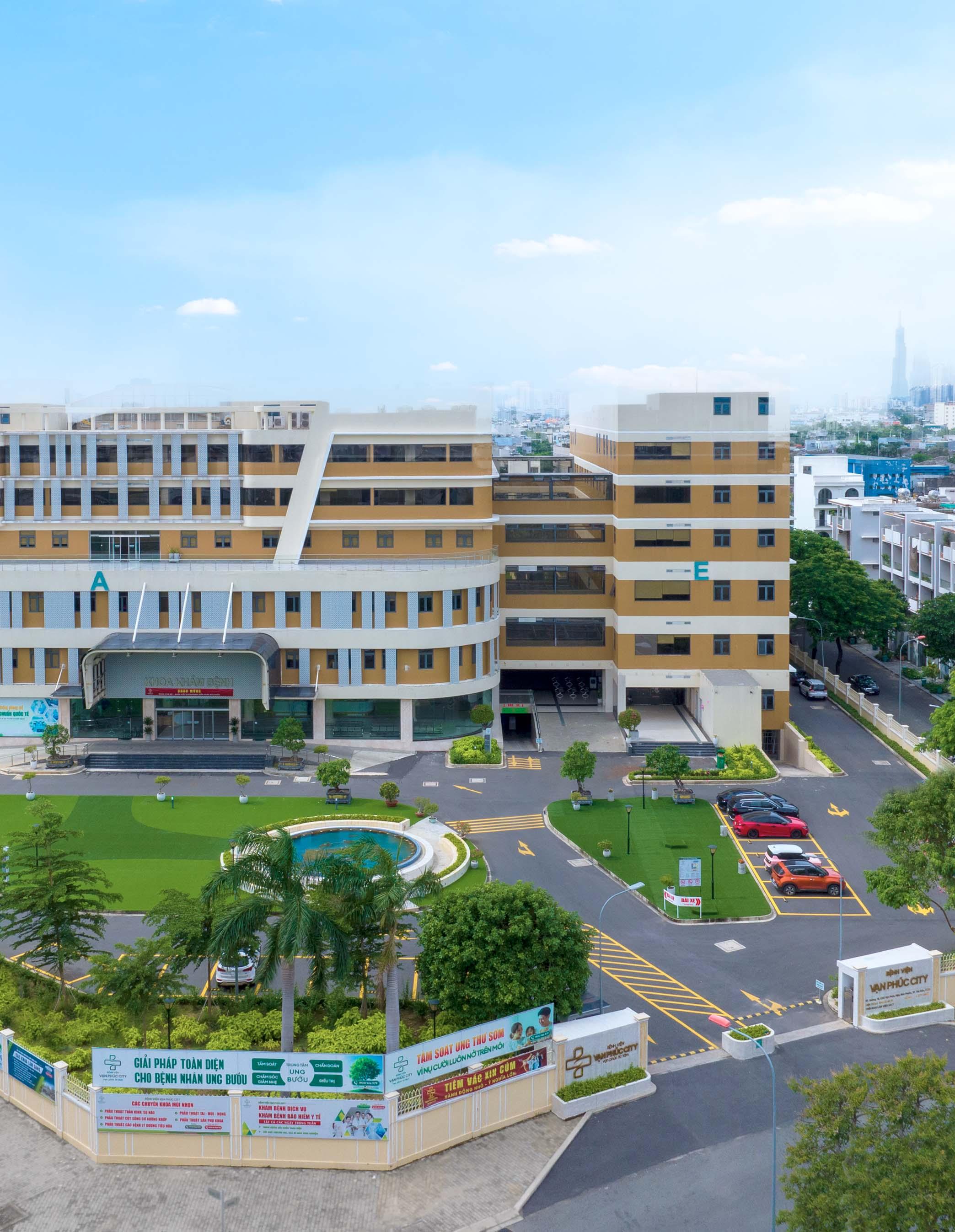 Bệnh viện Vạn Phúc City