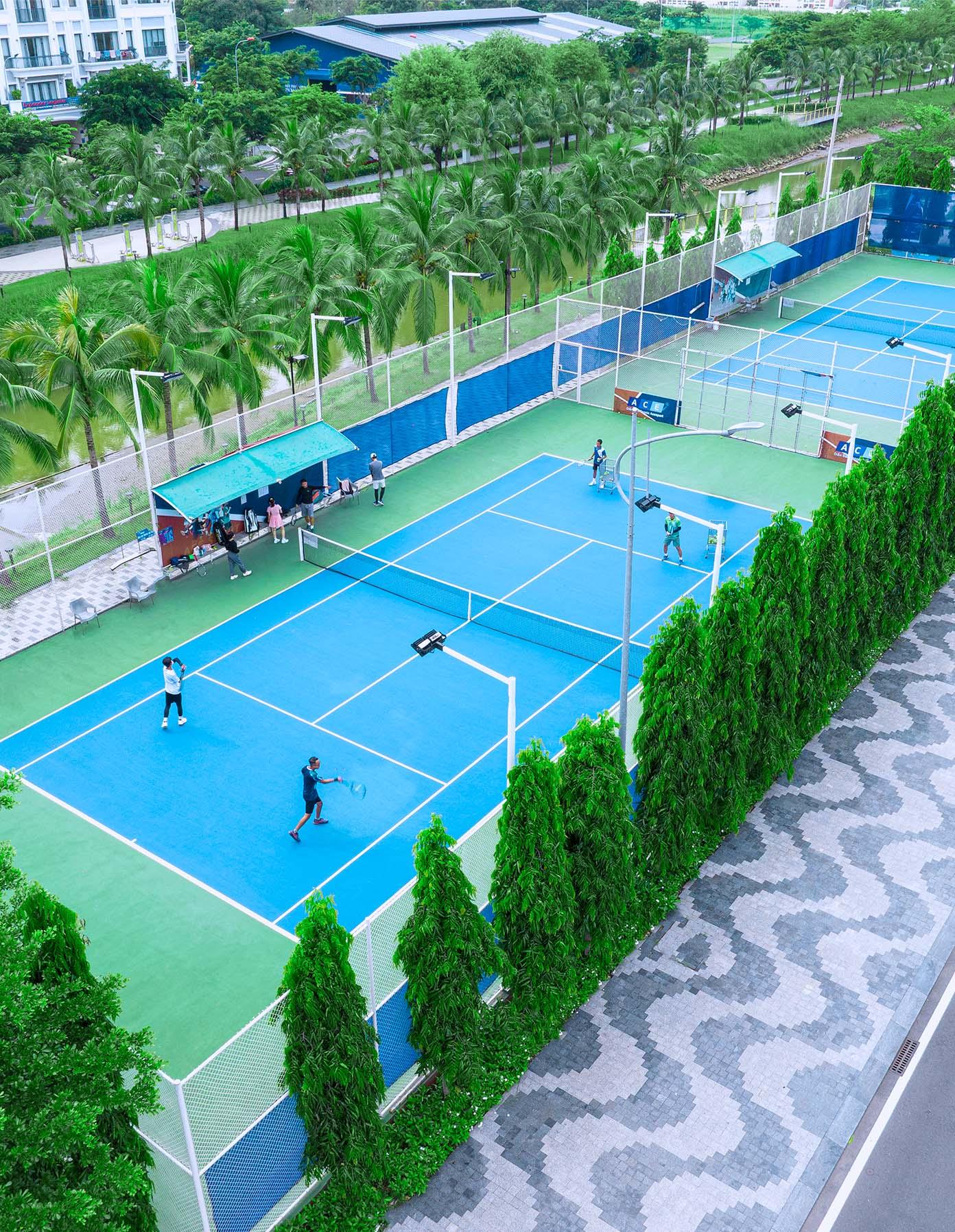 Sân tennis